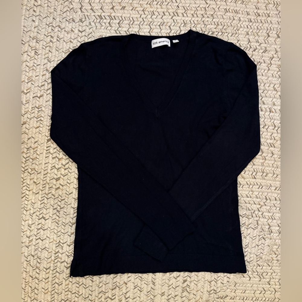 525 America Dark Navy Blue V-Neck Sweater